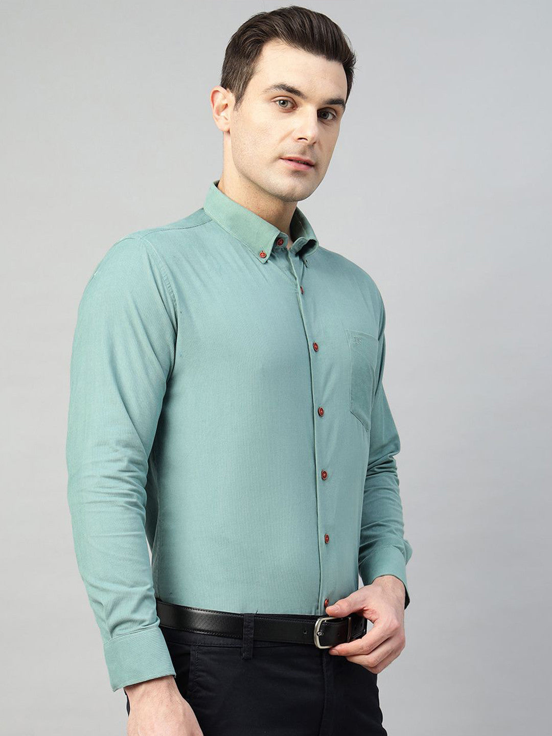 Hancock Men Olive Solid Pure Cotton Slim Fit Casual Shirt