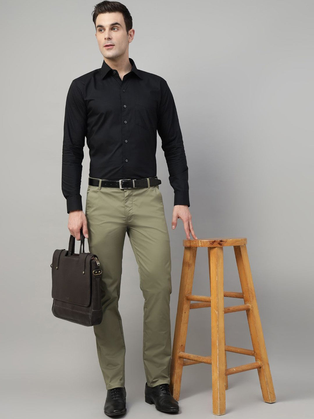 Men Olive Solid Cotton Elastene Slim Fit Formal Trouser