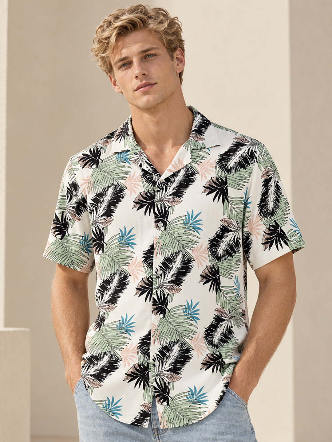 Men White & Green Prints Viscose Rayon Relaxed Fit Casual Shirt