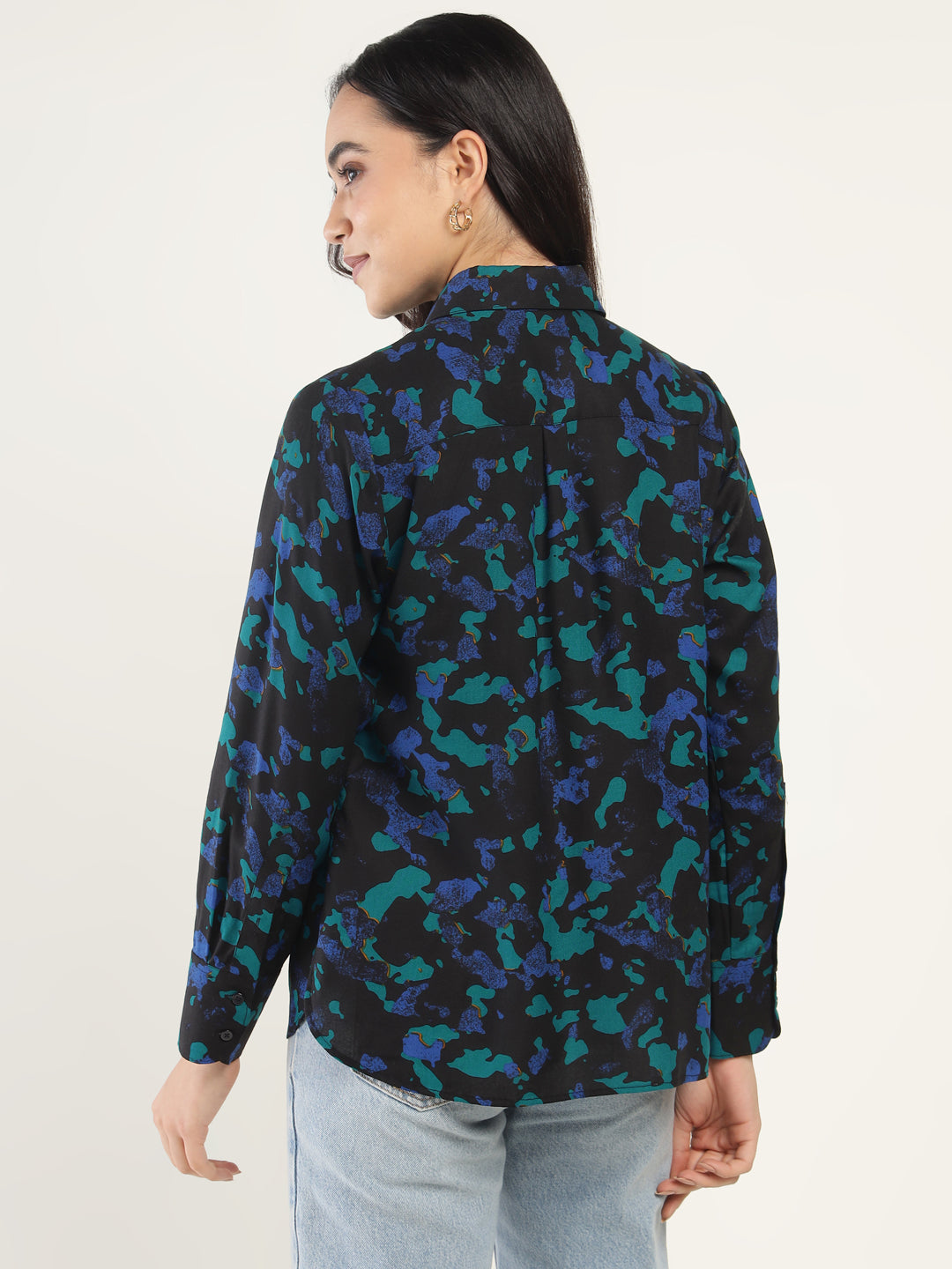 Women Black & Turquoise Blue Printed Viscose Rayon Relaxed Fit Casual Shirt