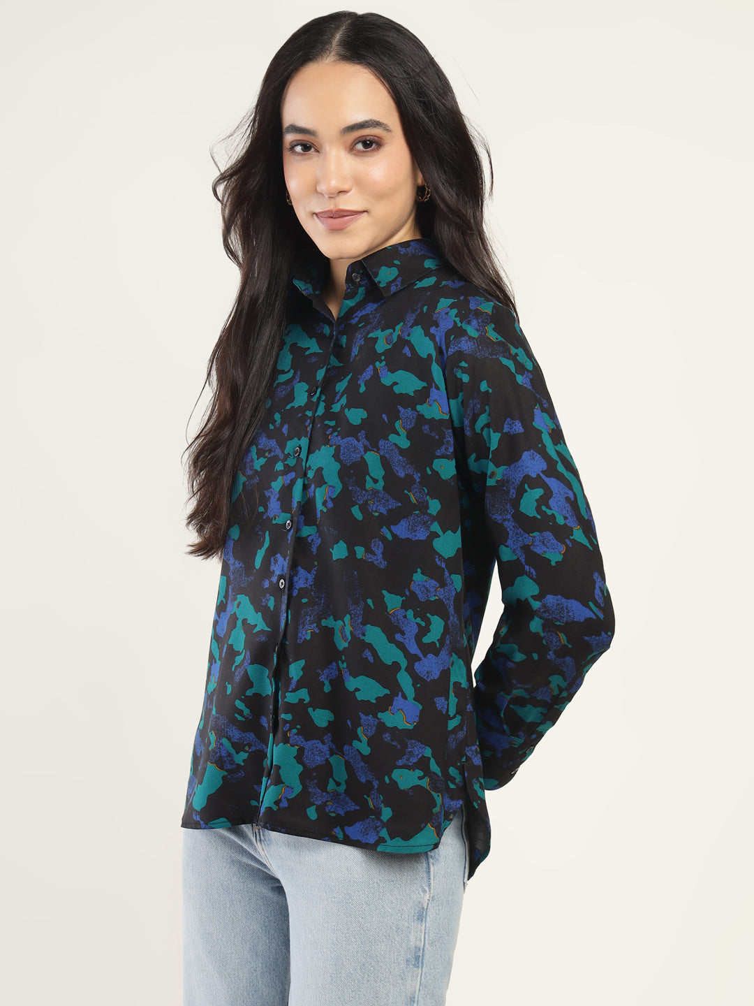 Women Black & Turquoise Blue Printed Viscose Rayon Relaxed Fit Casual Shirt