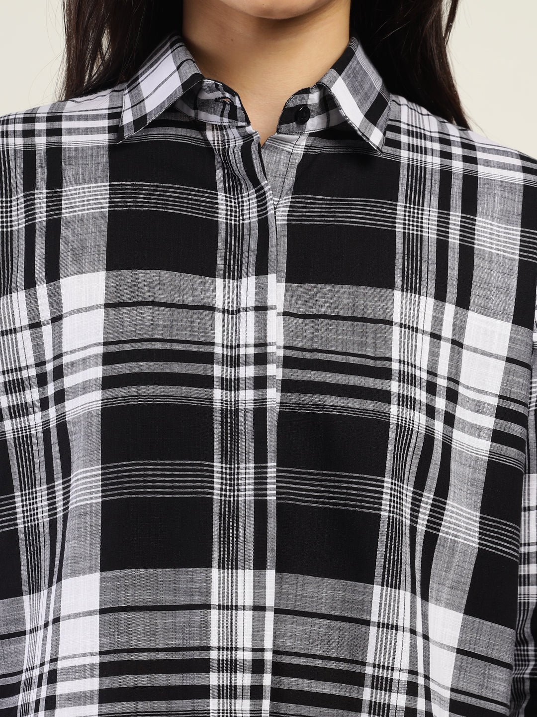 Women White & Black Checked Pure Cotton Relaxed Fit Formal Shirt
