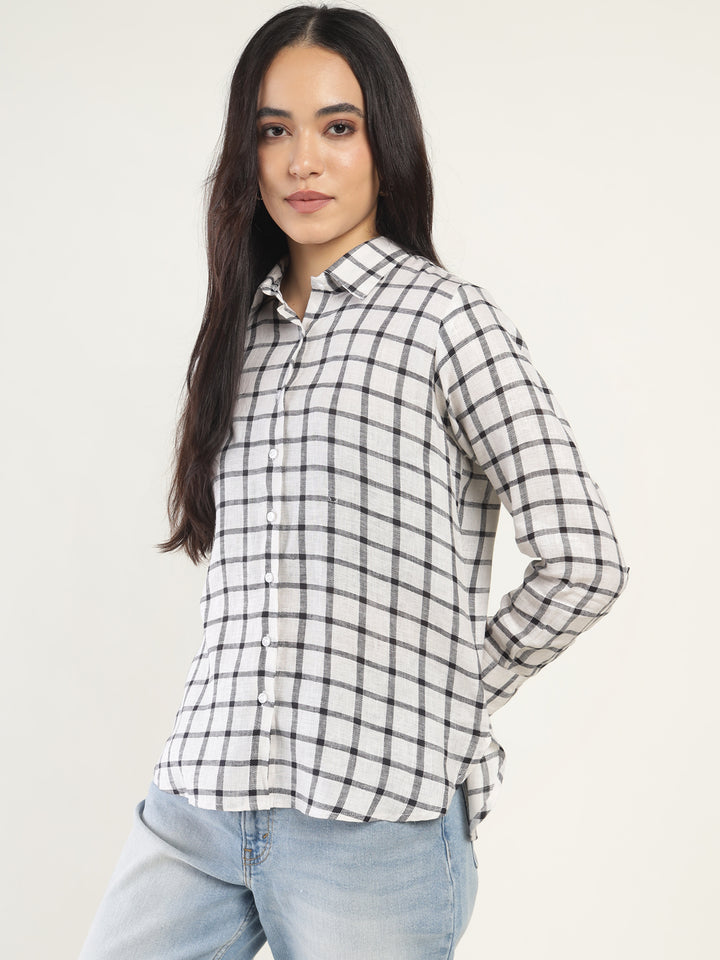 Women Cream & Black Checked Pure Cotton Relaxed Fit Casual Shirt
