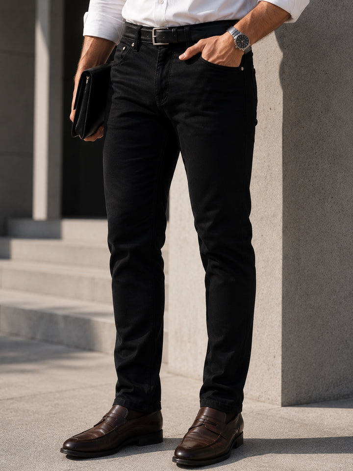 Men Black Solid  Relaxed Fit Casual Jeans