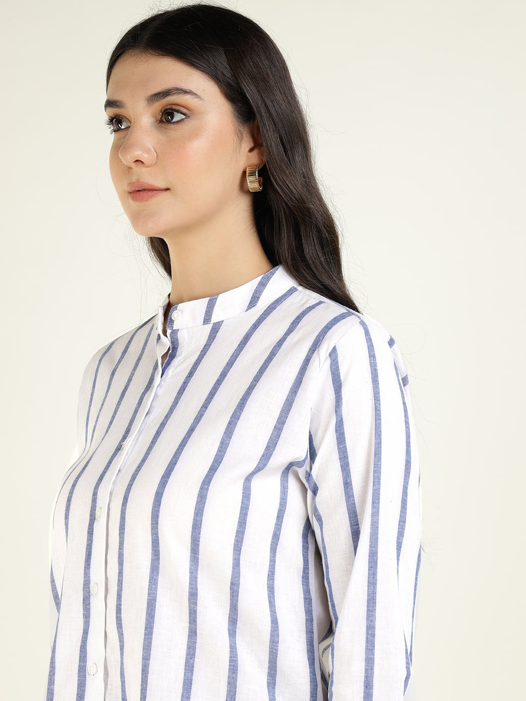 Women White & Blue Striped Pure Cotton Relaxed Fit Casual Shirt