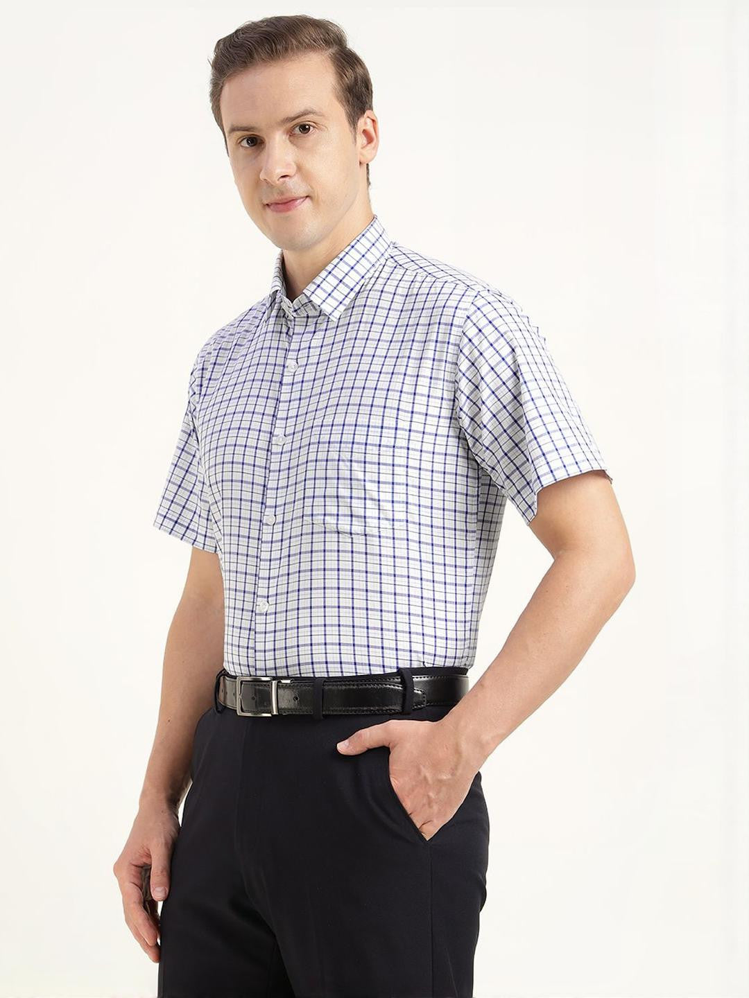 Men White & Blue Checked Pure Cotton Slim Fit Formal Shirt