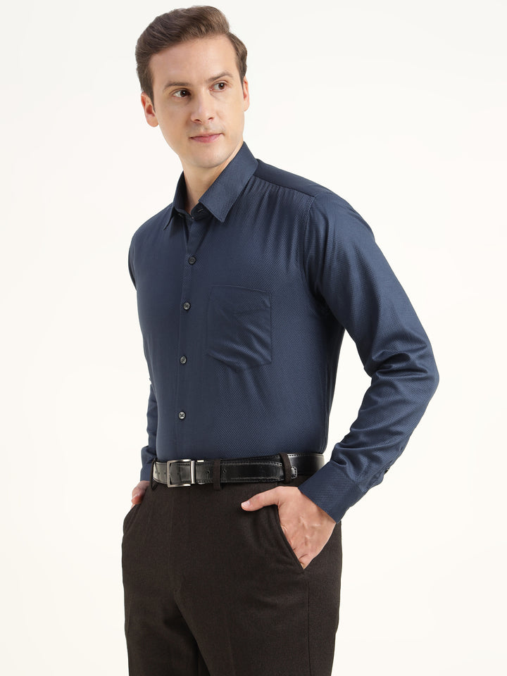 Men Navy Blue Solid Cotton Elastene Slim Fit Party Shirt