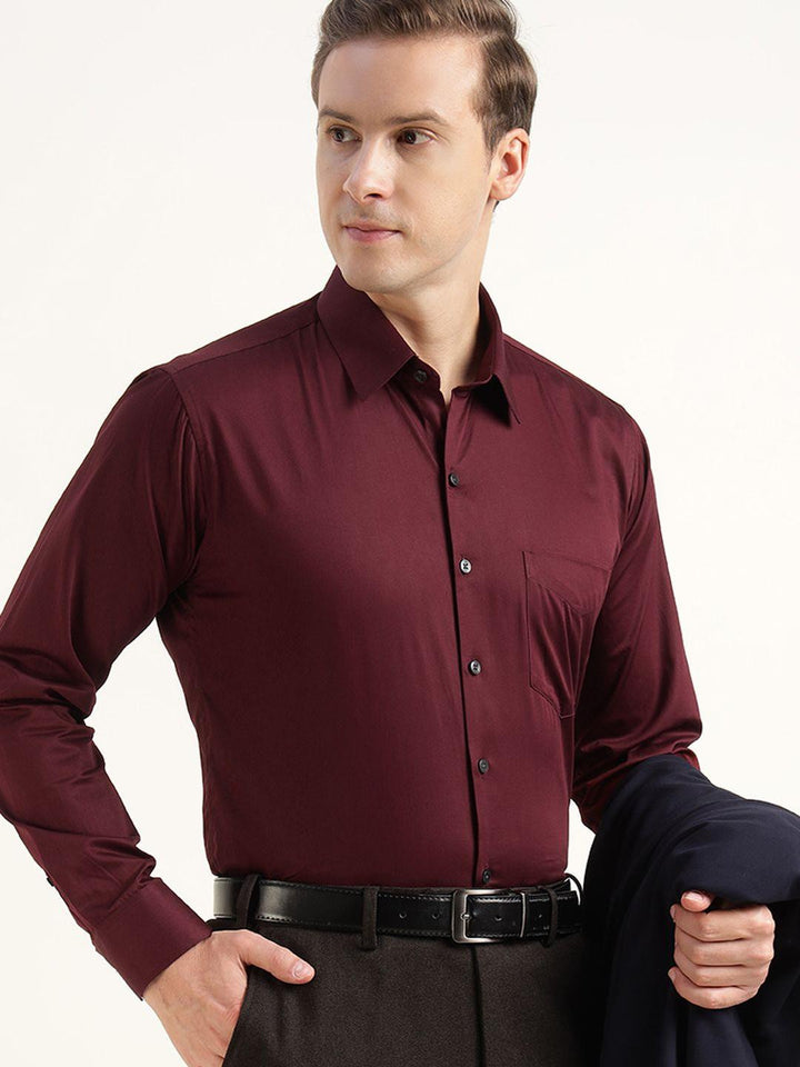 Men Burgundy Solid Pure Cotton Slim Fit Party Shirt