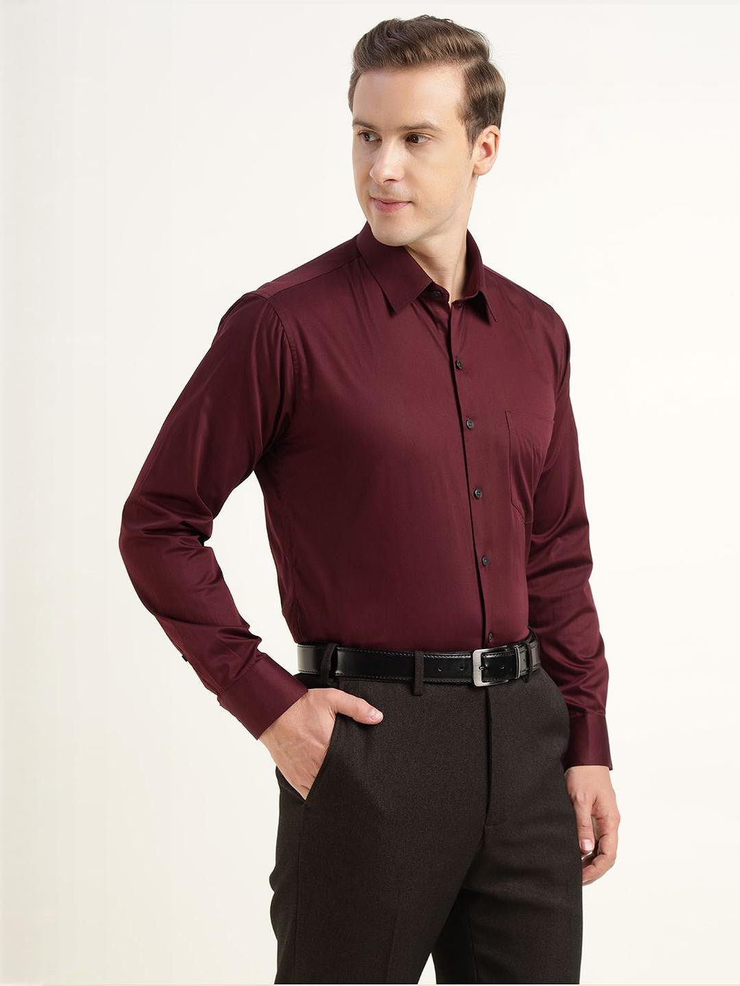 Men Burgundy Solid Pure Cotton Slim Fit Party Shirt