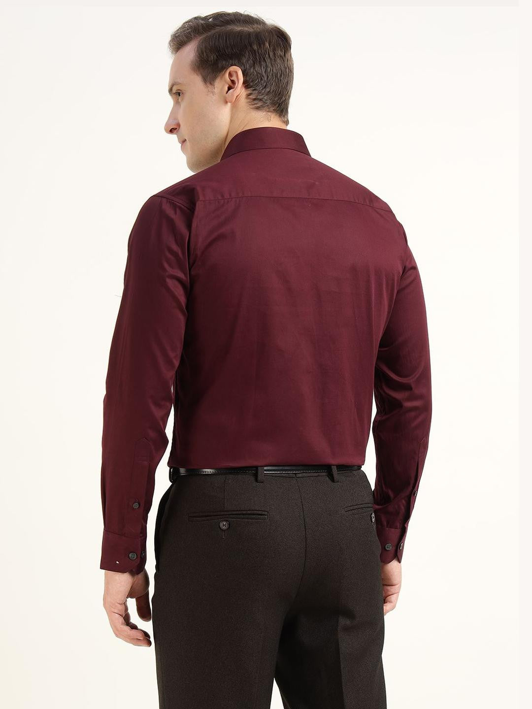 Men Burgundy Solid Pure Cotton Slim Fit Party Shirt