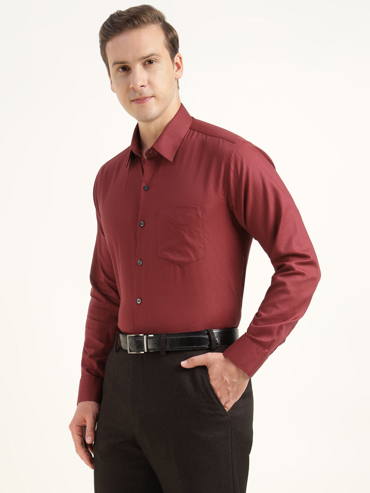 Men Maroon Solid Cotton Elastene Slim Fit Party Shirt