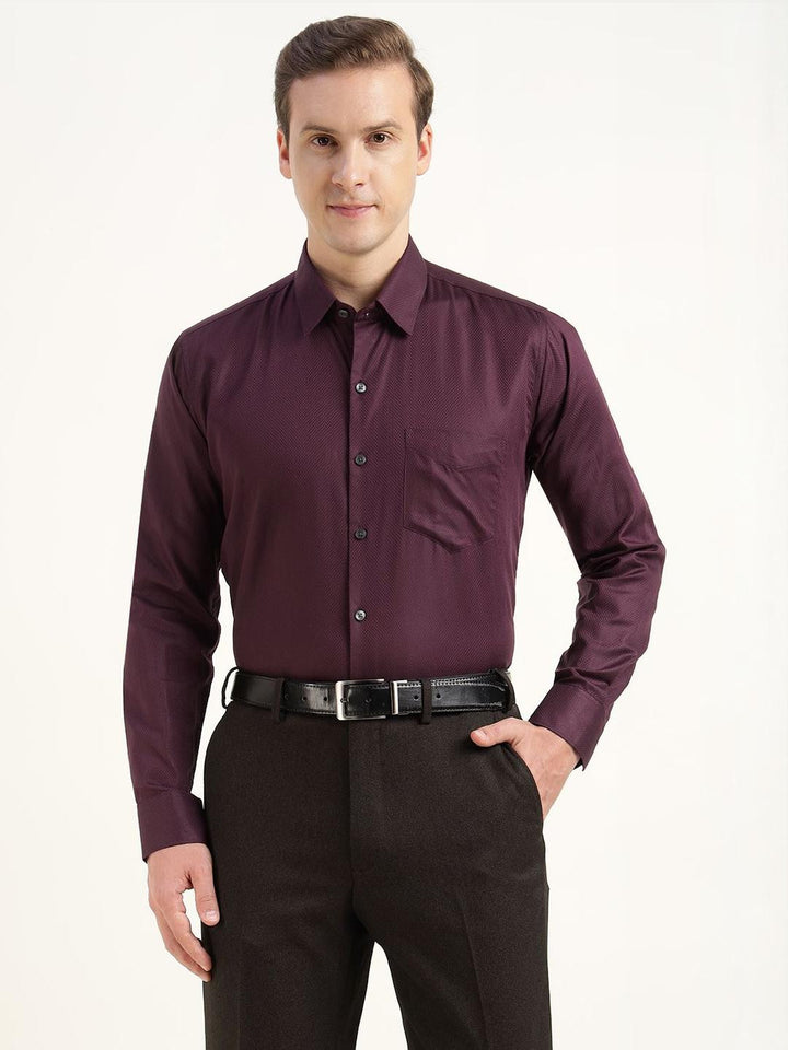 Men Burgundy Solid Pure Cotton Slim Fit Party Shirt