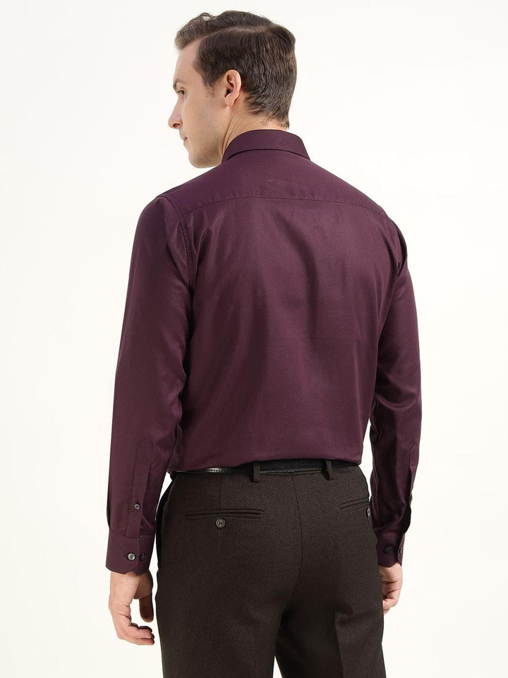 Men Burgundy Solid Pure Cotton Slim Fit Party Shirt