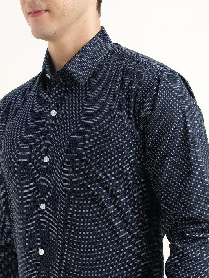 Men Navy Blue Solid Pure Cotton Slim Fit Formal Shirt