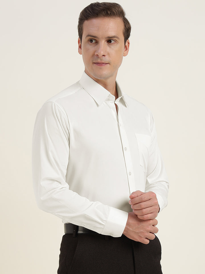 Men White Solid Pure Cotton Slim Fit Formal Shirt