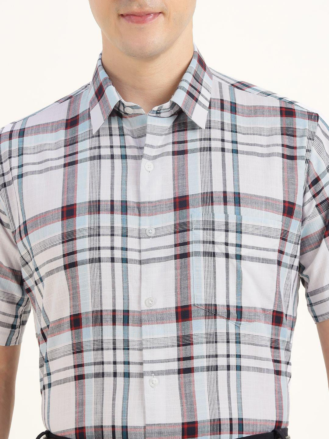 Men White & Blue Checked Pure Cotton Slim Fit Formal Shirt