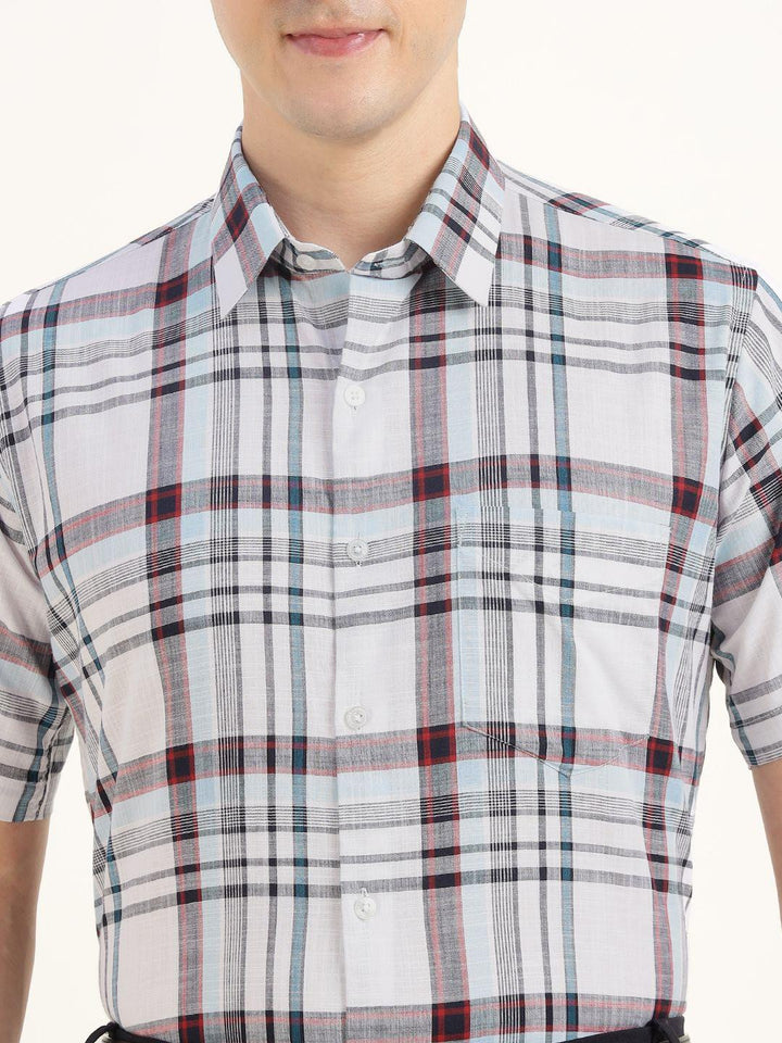 Men White & Blue Checked Pure Cotton Slim Fit Formal Shirt