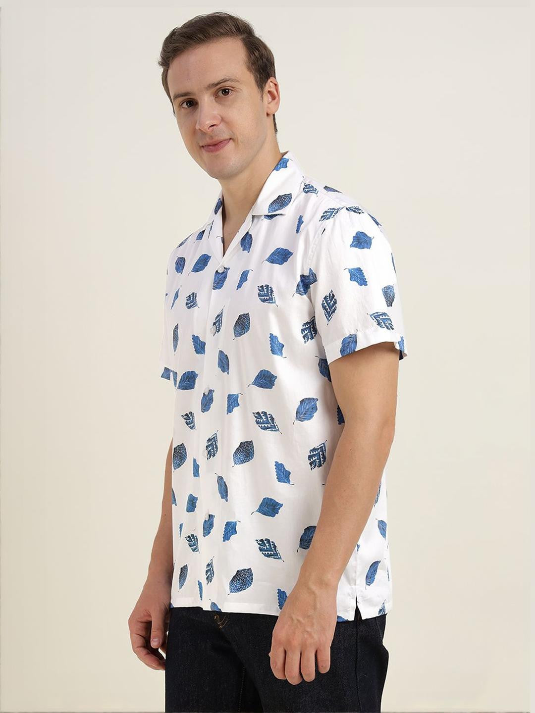 Hancock Men White & Blue Printed Pure Cotton Relaxed Fit Casual Shirt