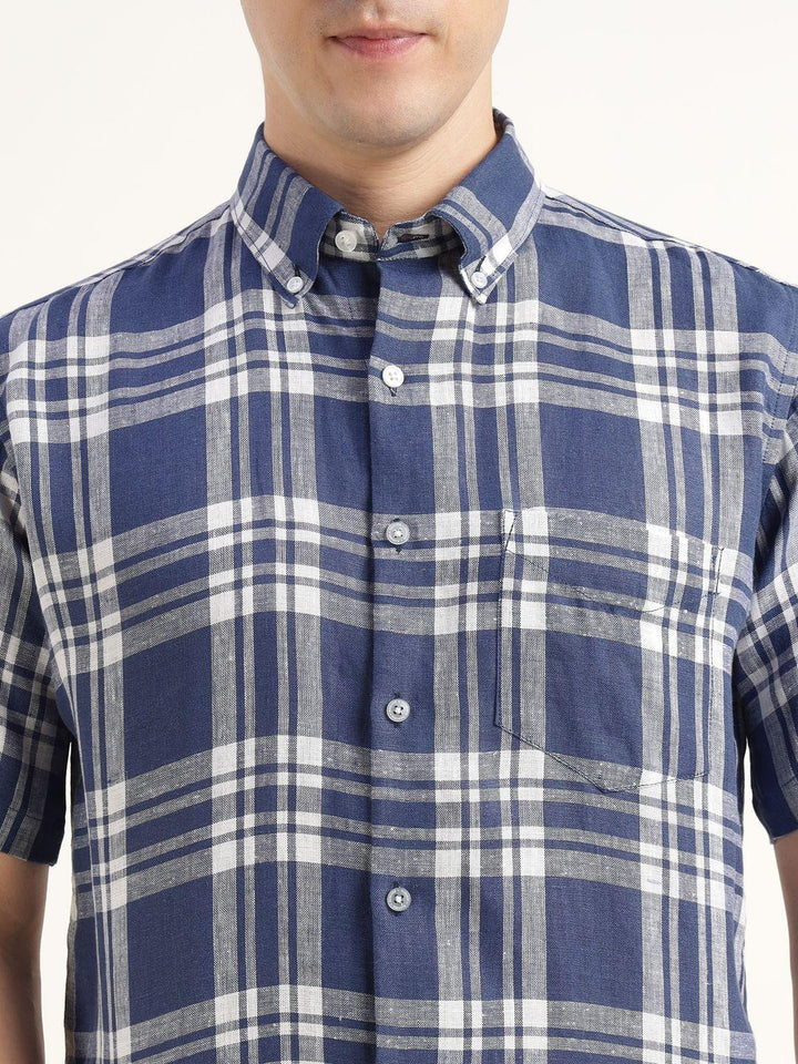 Men Blue & White Checked Pure Linen Slim Fit Formal Shirt