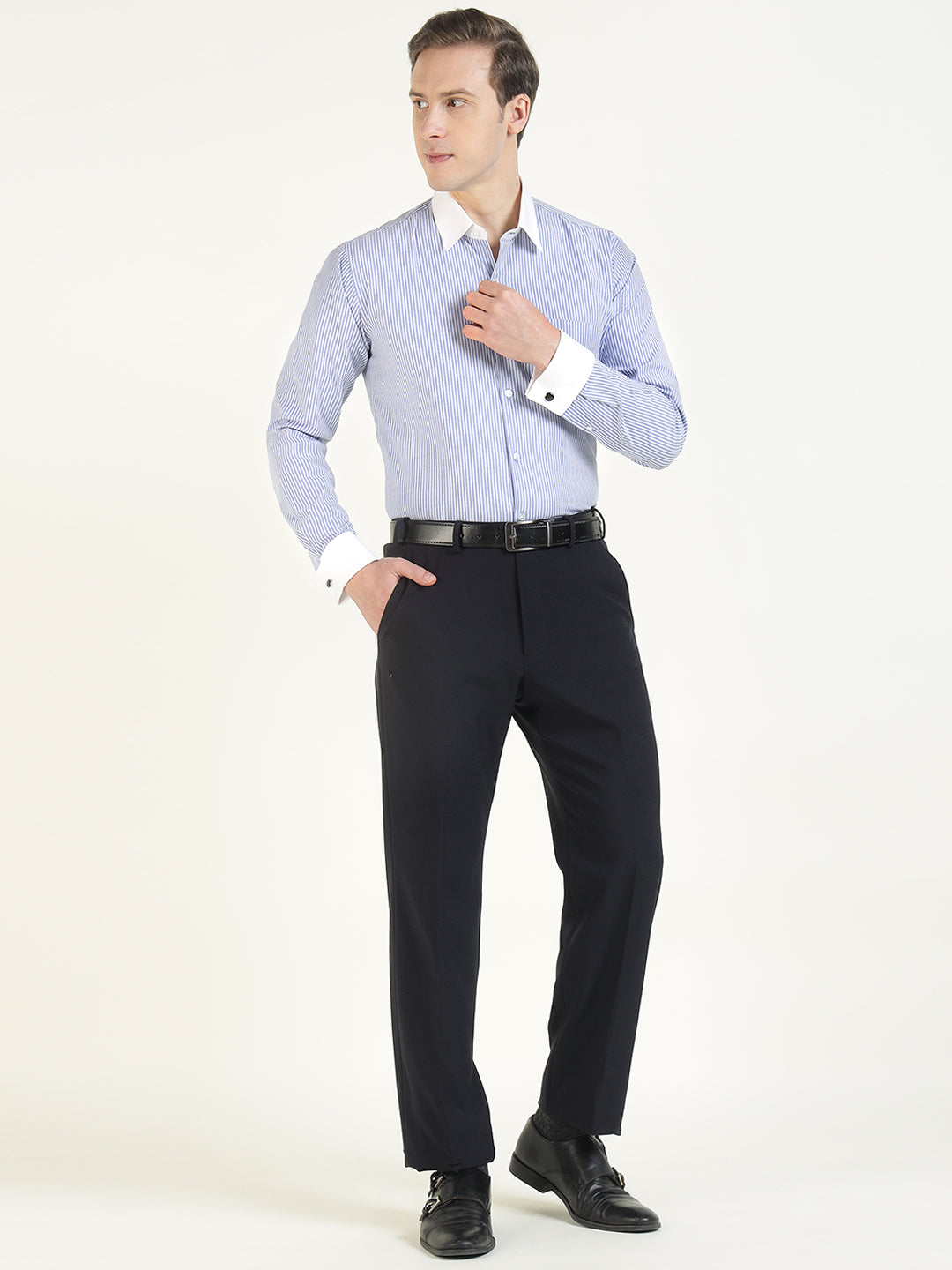 Men Blue & White Striped Cotton Elastene Slim Fit Formal Shirt