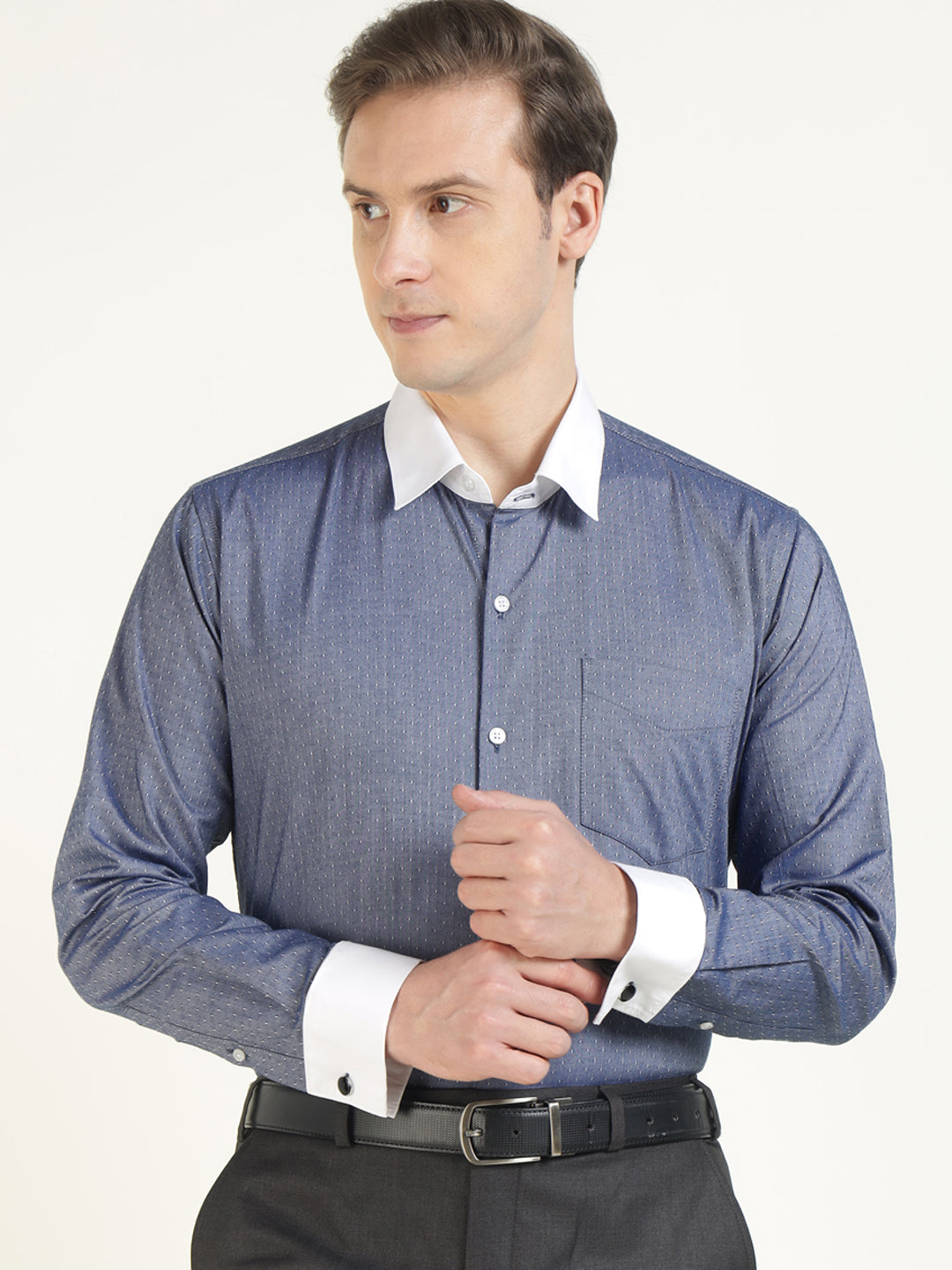 Men Blue Solid Pure Cotton Slim Fit Formal Shirt