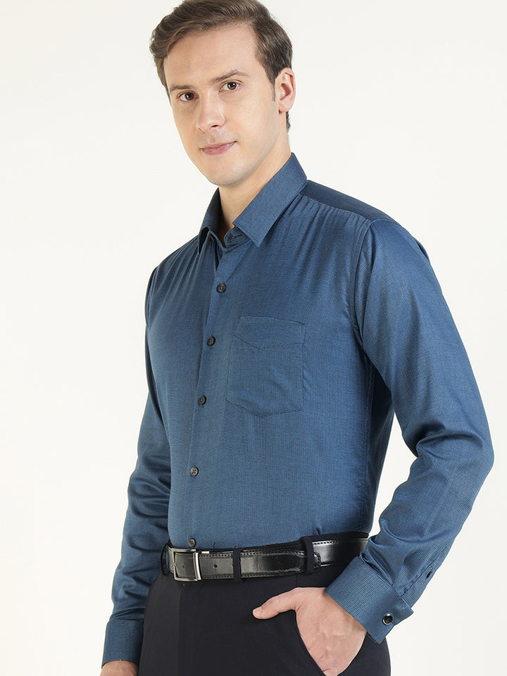 Men Blue Solid Pure Cotton Slim Fit Formal Shirt