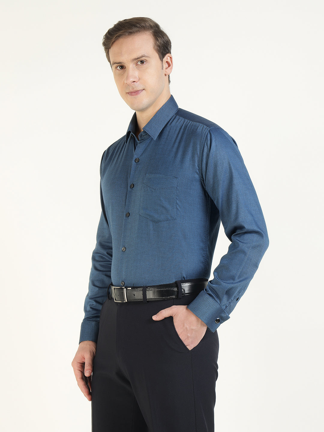 Men Blue Solid Pure Cotton Slim Fit Formal Shirt