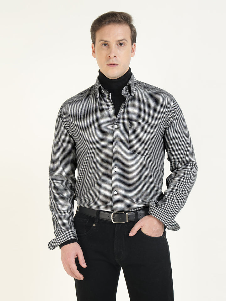 Hancock Men White & Black Checked Pure Cotton Slim Fit Casual Shirt