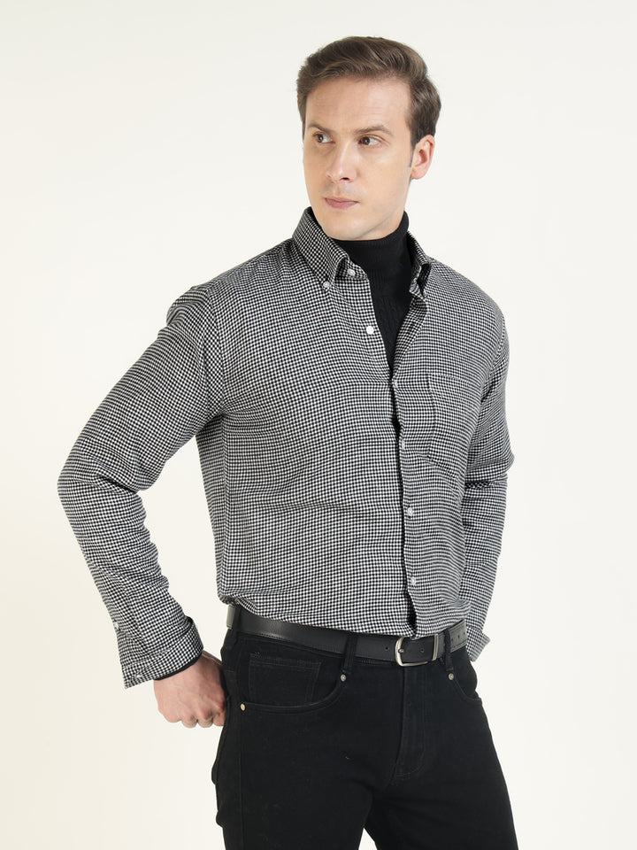 Hancock Men White & Black Checked Pure Cotton Slim Fit Casual Shirt