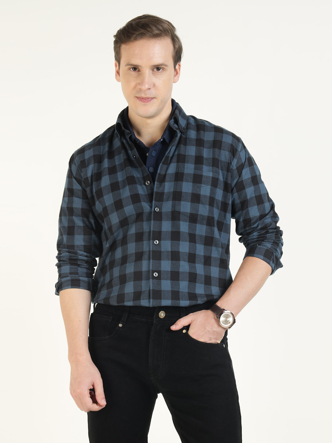 Hancock Men Blue & Navy Blue Checked Pure Cotton Slim Fit Casual Shirt