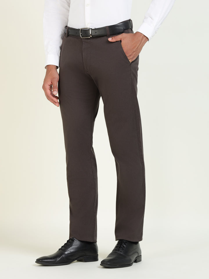 Men Coffee Solid Cotton Elastene Slim Fit Formal Trouser