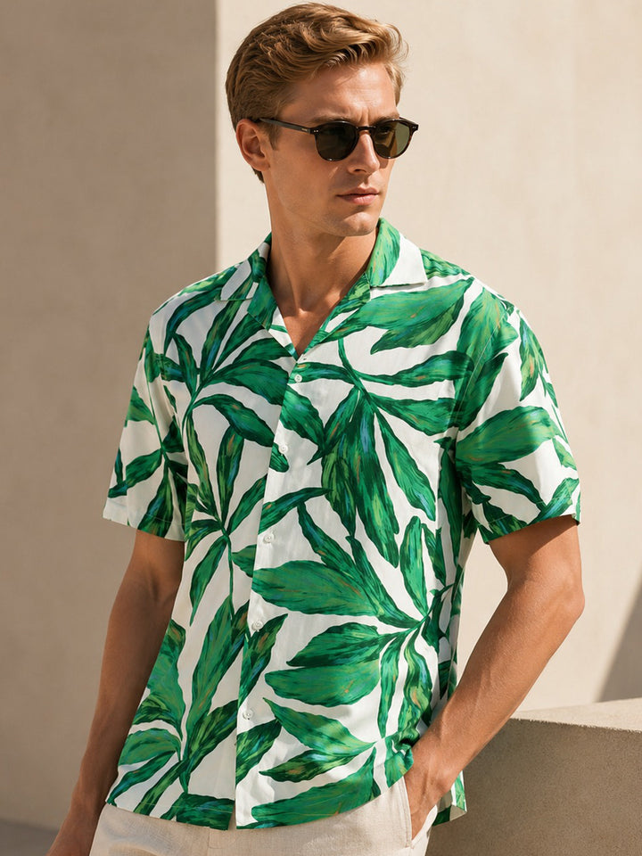 Men White & Green Printed Viscose Rayon Relaxed Fit Casual Shirt