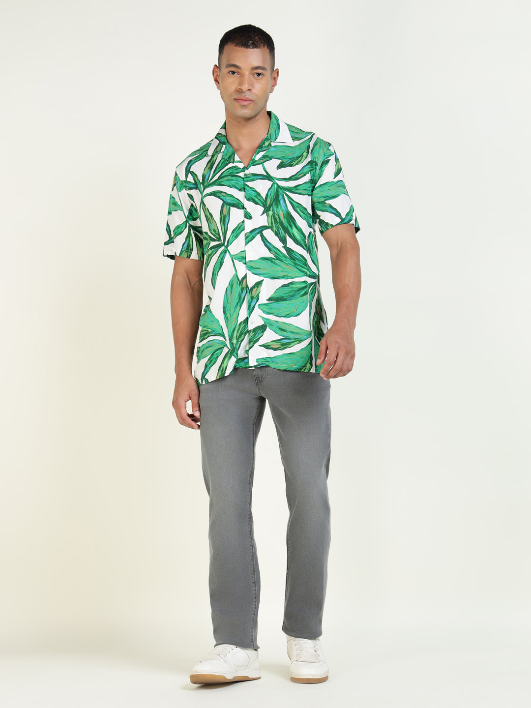 Hancock Men White & Green Printed Viscose Rayon Relaxed Fit Casual Shirt