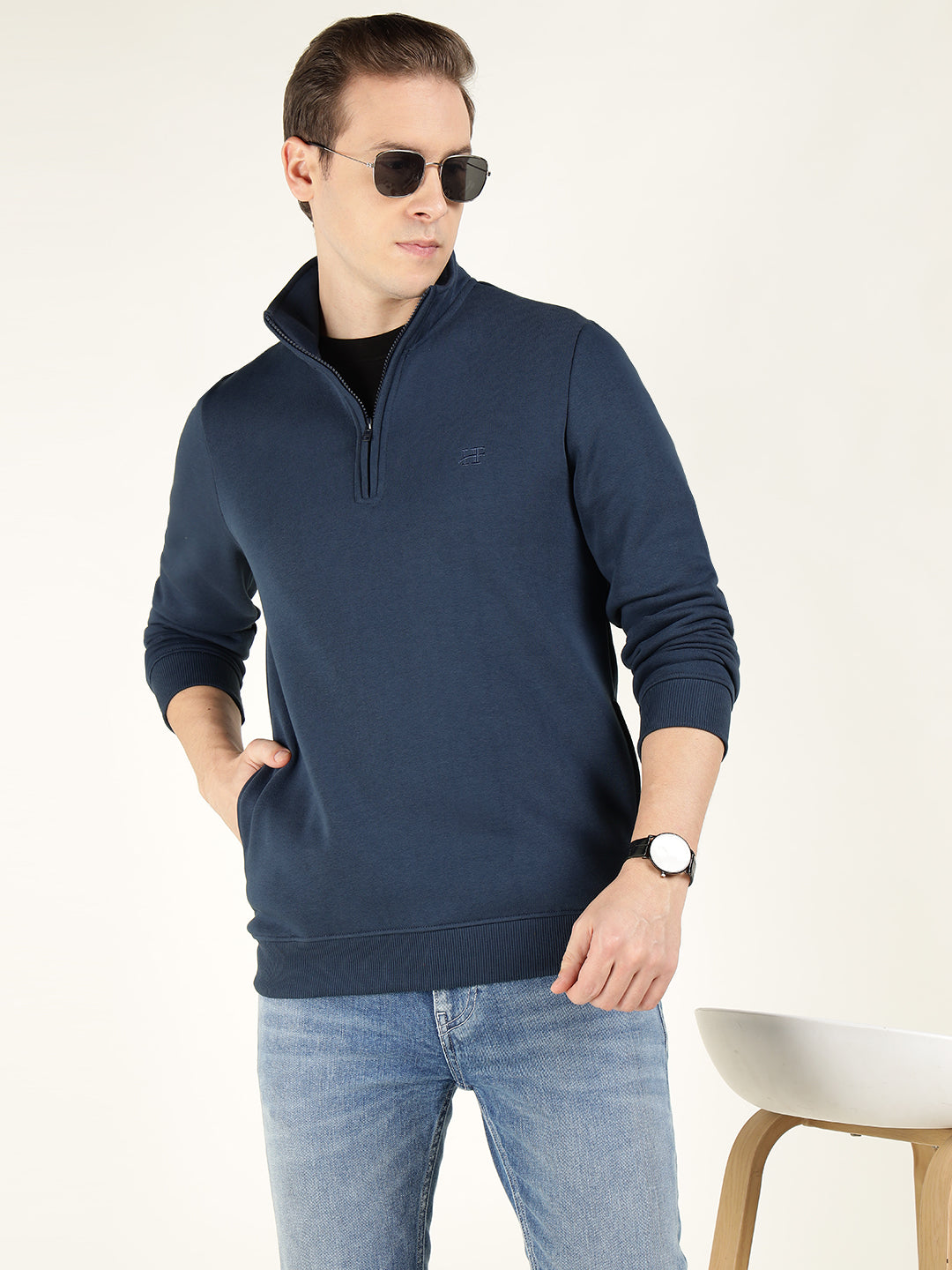 Men Navy Blue Solid Cotton Rich Regular Fit Casual Sweatshirt