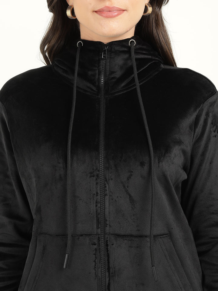 Women Black Solid Velvet And Polyester Regular Fit Casual Sweatshirt