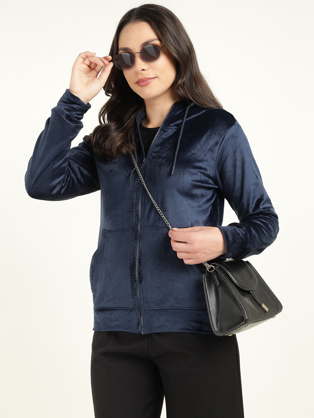 Women Navy Blue Solid Velvet And Polyester Regular Fit Casual Sweatshirt