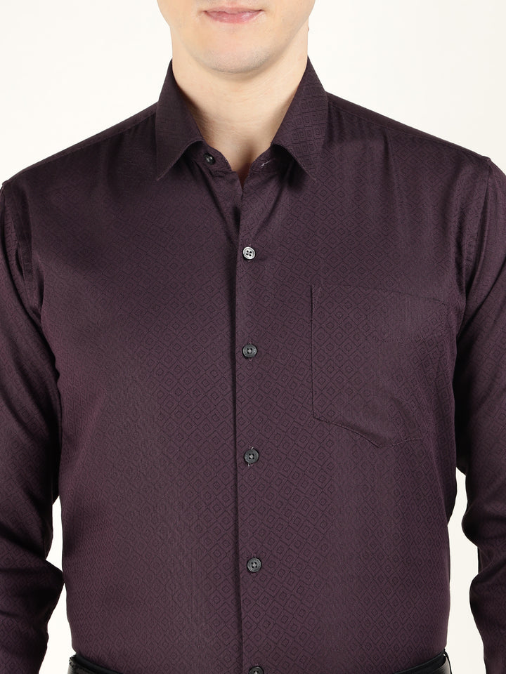 Men Burgundy Solid Cotton Rich Slim Fit Party Shirt