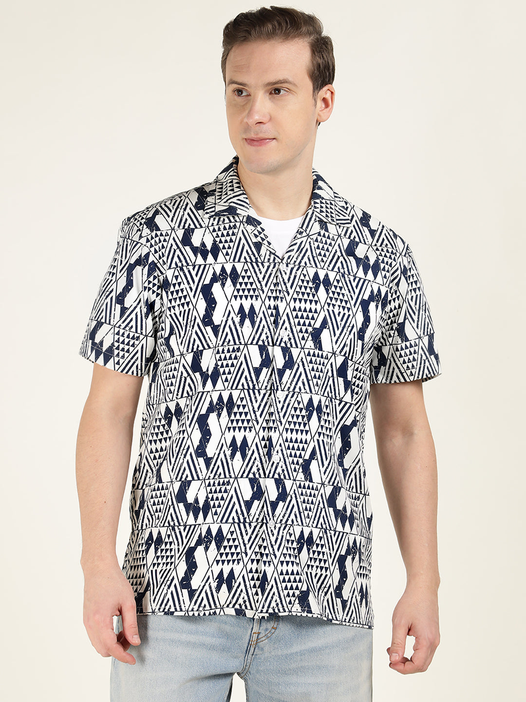 Hancock Men White & Navy Blue Printed Pure Cotton Relaxed Fit Casual Shirt