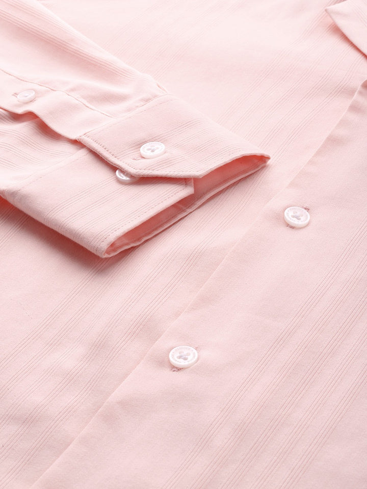 Men Peach Solid Cotton elastane Relaxed Fit Formal Shirt