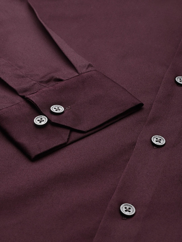 Men Burgundy Solid Cotton Elastane Blend Slim Fit Formal Shirt