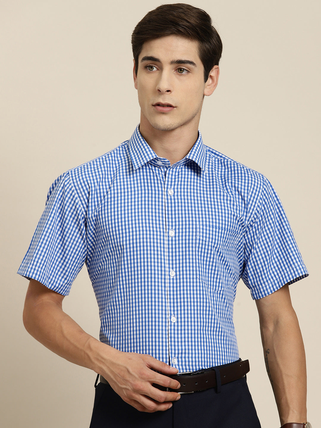 Men Blue & White Gingham Check Short Sleeve Slim fit Formal Shirt