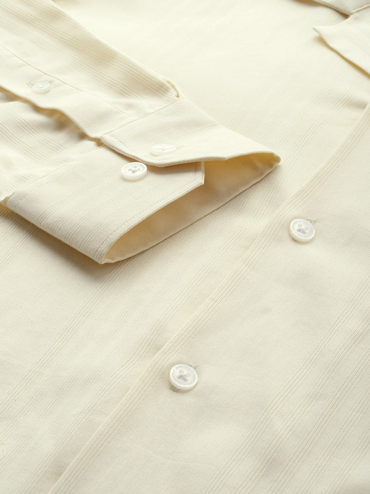 Men Yellow Solid Cotton elastane Relaxed Fit Formal Shirt