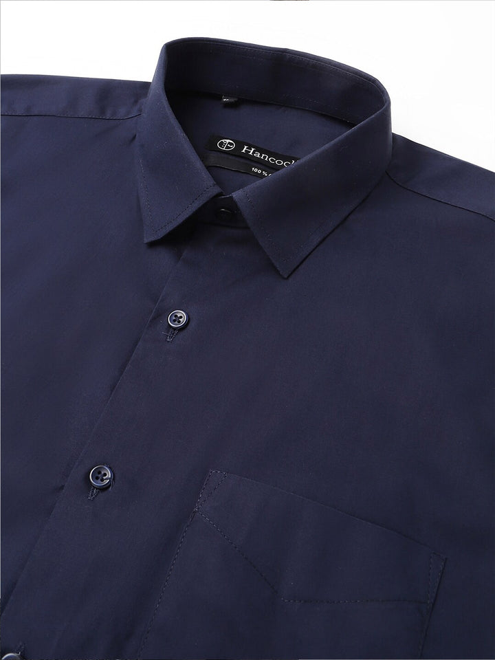 Men Navy Solid PureCotton Slim Fit Formal Shirt