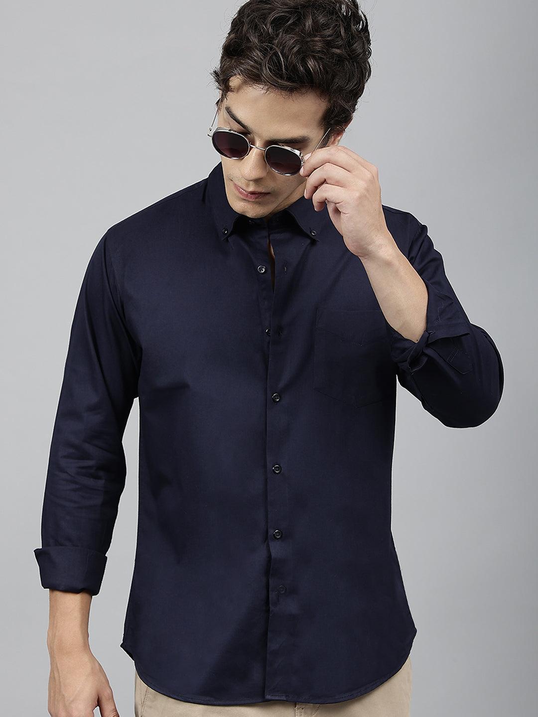 Men Navy Blue Solid Pure Cotton Slim Fit Casual Shirt