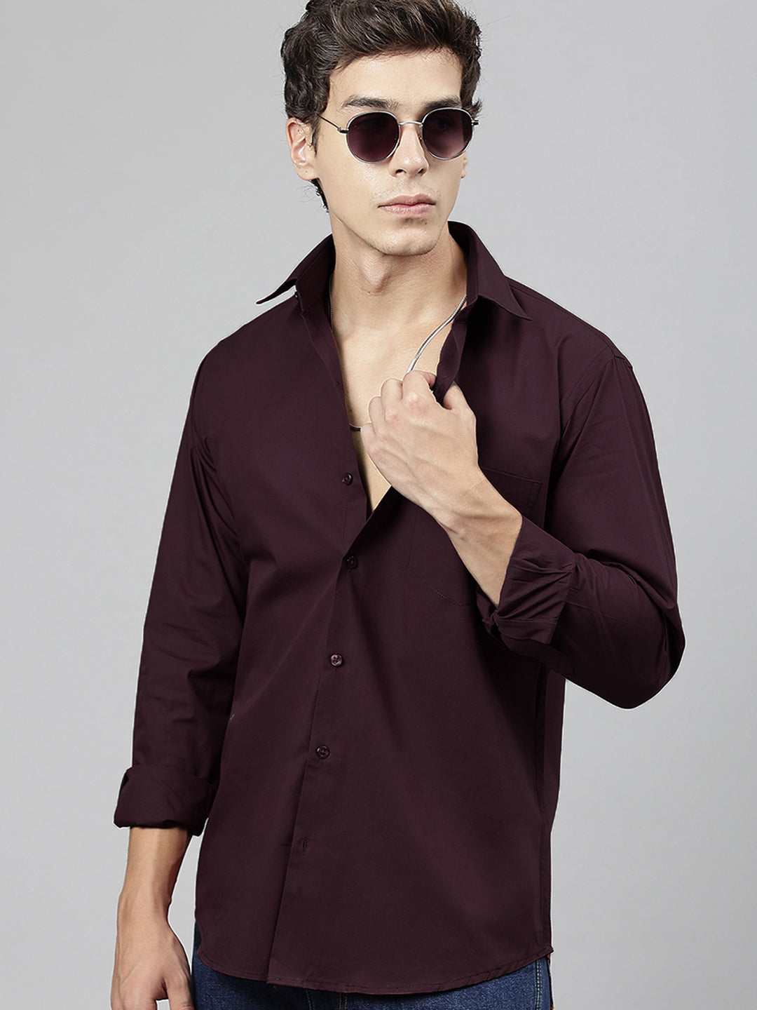 Men Wine Solid Pure Cotton Slim Fit Casual Shirt