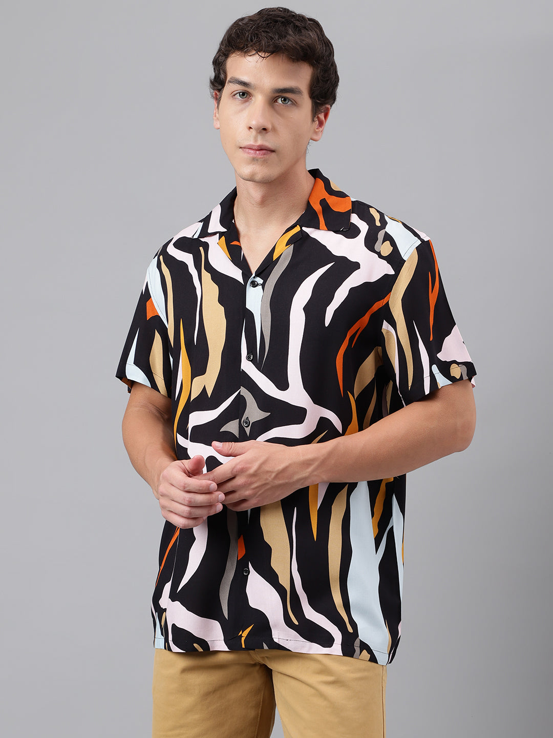 Men Black & Multi Abstract Printed Viscose Rayon Regular Fit Resort Shirt