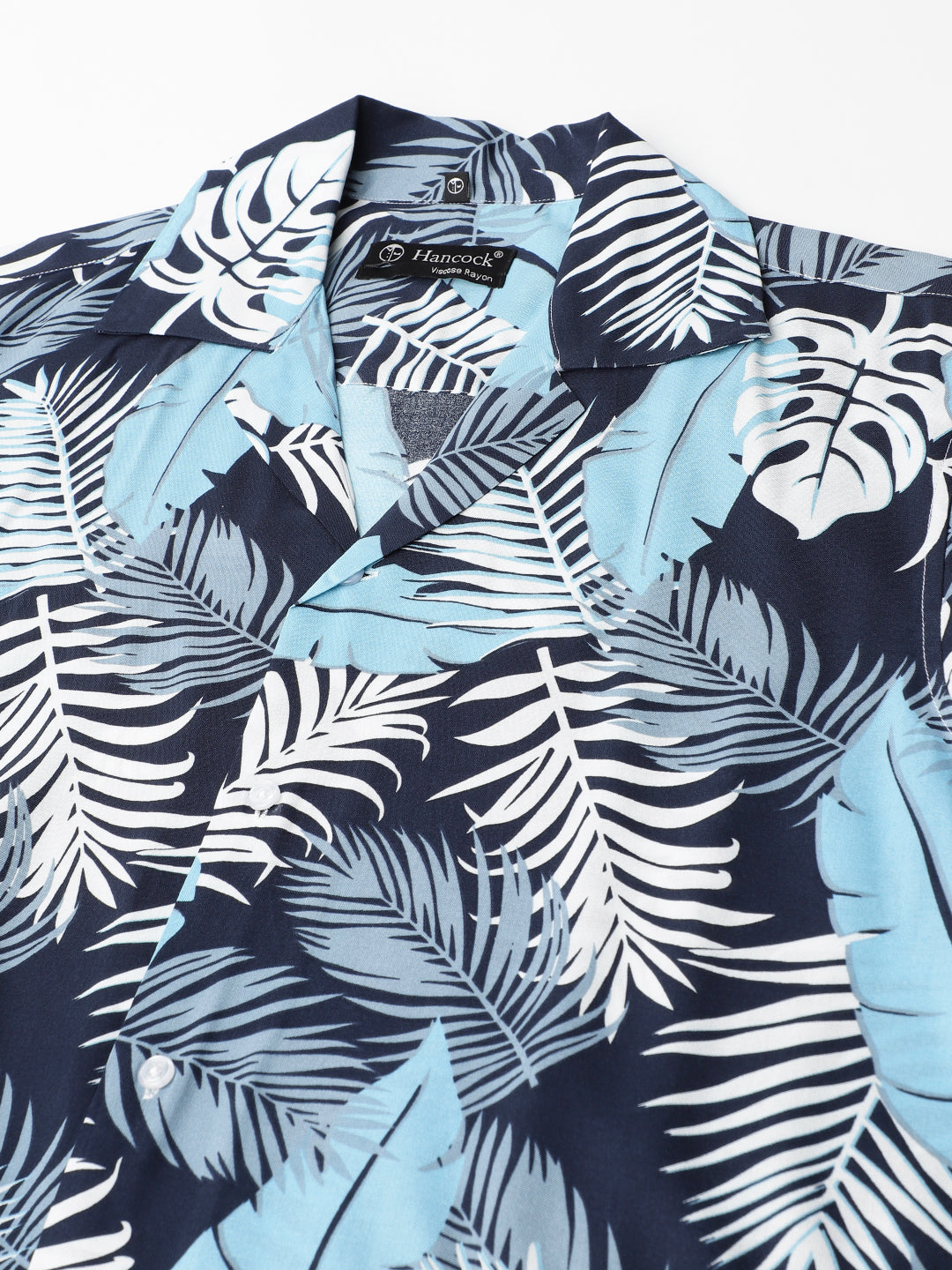 Men White & Blue Floral Printed Viscose Rayon Regular Fit Resort Shirt