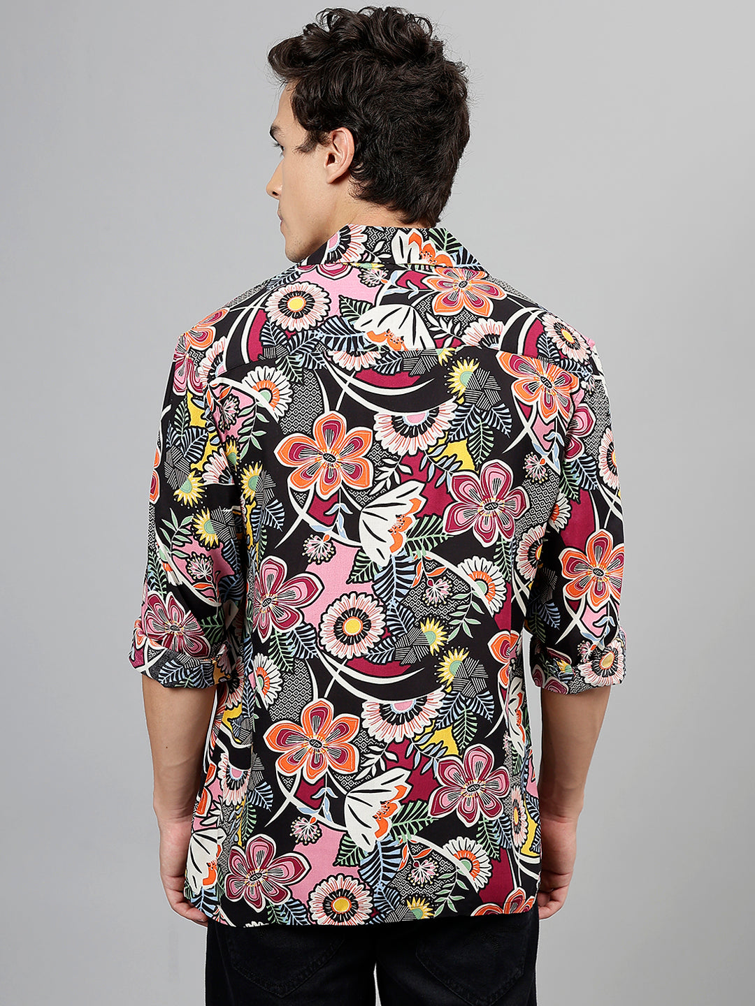 Men Black & Magenta Floral Printed Viscose Rayon Relaxed Fit Casual Resort Shirt