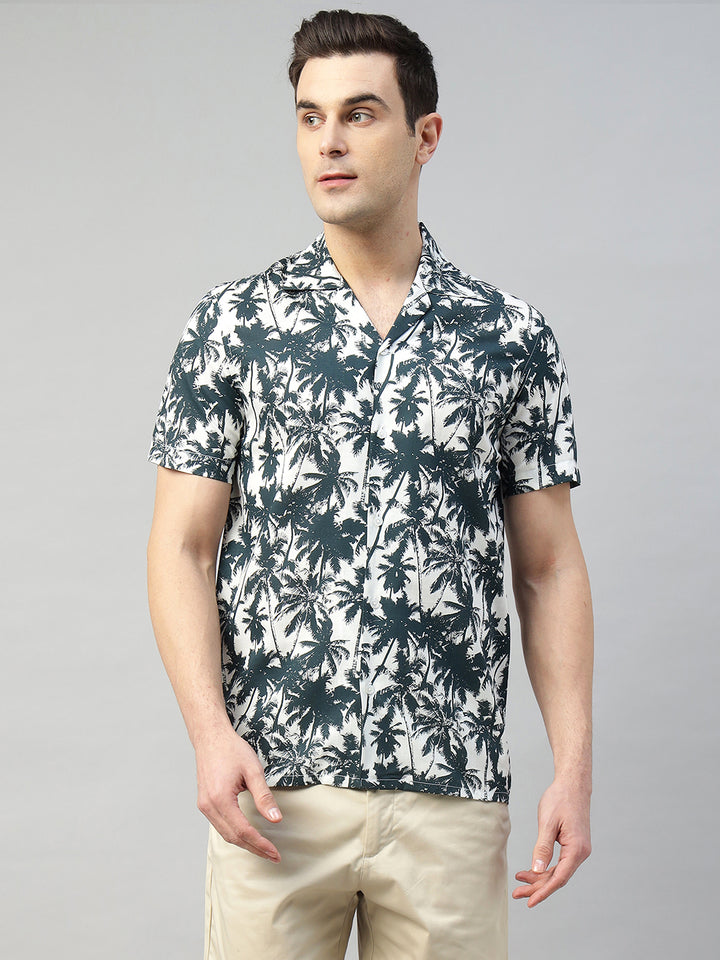Men White & Navy Blue Print Pure Cotton Relaxed Fit Casual Resort Shirt