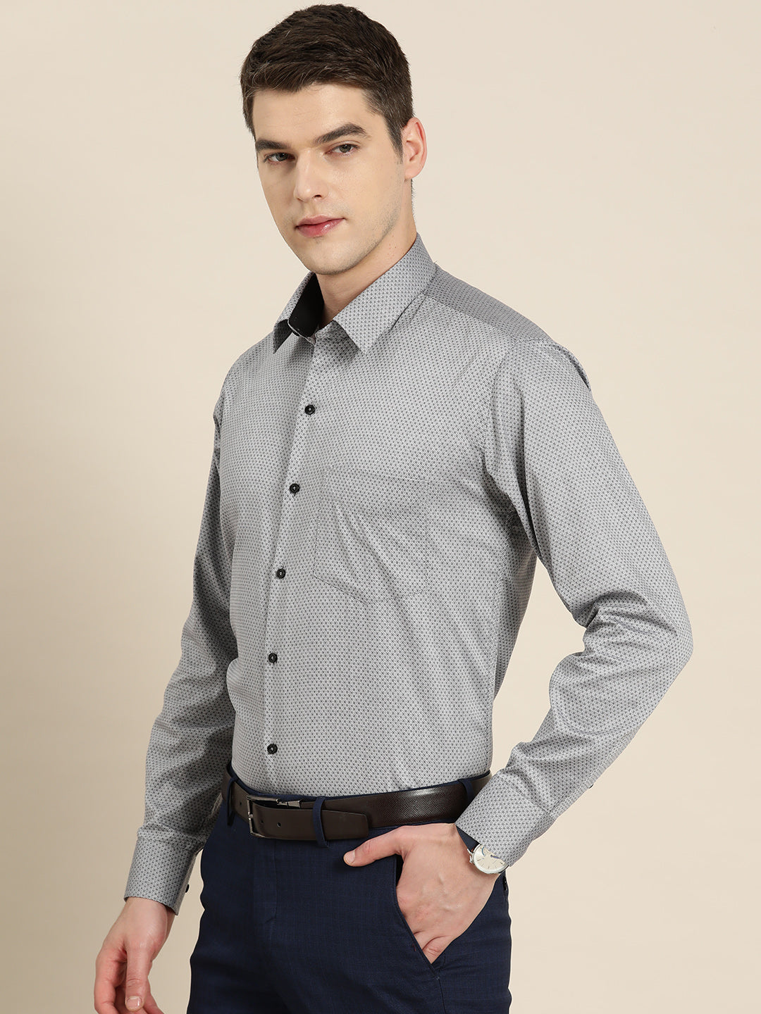 Men Grey Solid Pure Cotton Slim fit Formal Shirt